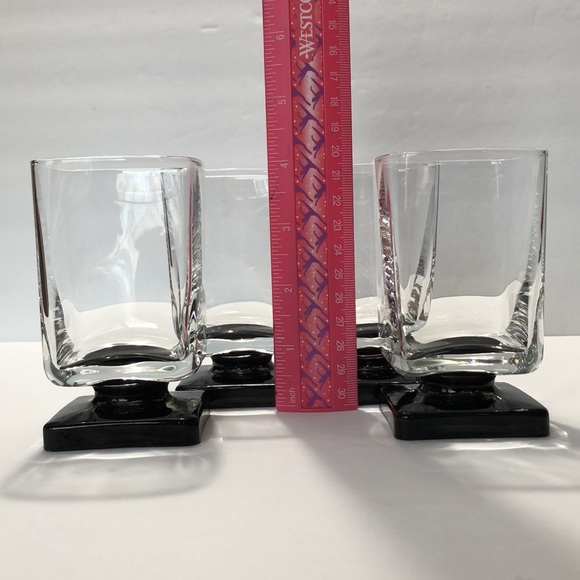 Set Of Four Vintage Disaronno Amethyst Pedestal Square Base  Cocktail Glasses - Picture 14 of 16